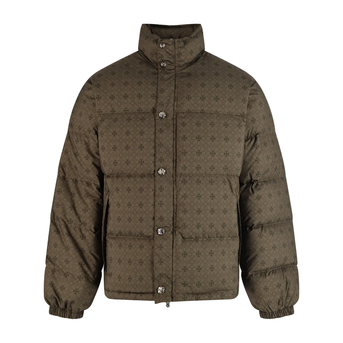 🅿️1300 CH Crow Heart Dark Pattern Jacquard Down Jacket High-quality uniformly filled down jacket is full and evenly filled, ensuring good thermal insulation performance. The fabric adopts a unique dark pattern jacquard process, which makes the fabric visually present a rich layering and three-dimensional effect, which is both beautiful and fashionable. Use high-quality fabrics, special fabrics that are waterproof, stain-proof and breathable to ensure the practicality and comfort of the clothes. Paying attention to details, the sewing is excellent, the stitches are even and fine, and there are no skipped stitches or missing stitches, showing a superb level of workmanship. The padded Cronic heart is a brand feature, and its dark pattern design increases the beauty of the clothing. Designs such as windproof cuffs and adjustable hems improve the convenience and comfort of wearing. Zippers, buttons and other hardware accessories are made of high-quality materials. The surface is smooth and burr-free, making it smooth to use and durable. Size:S-M-L-XL